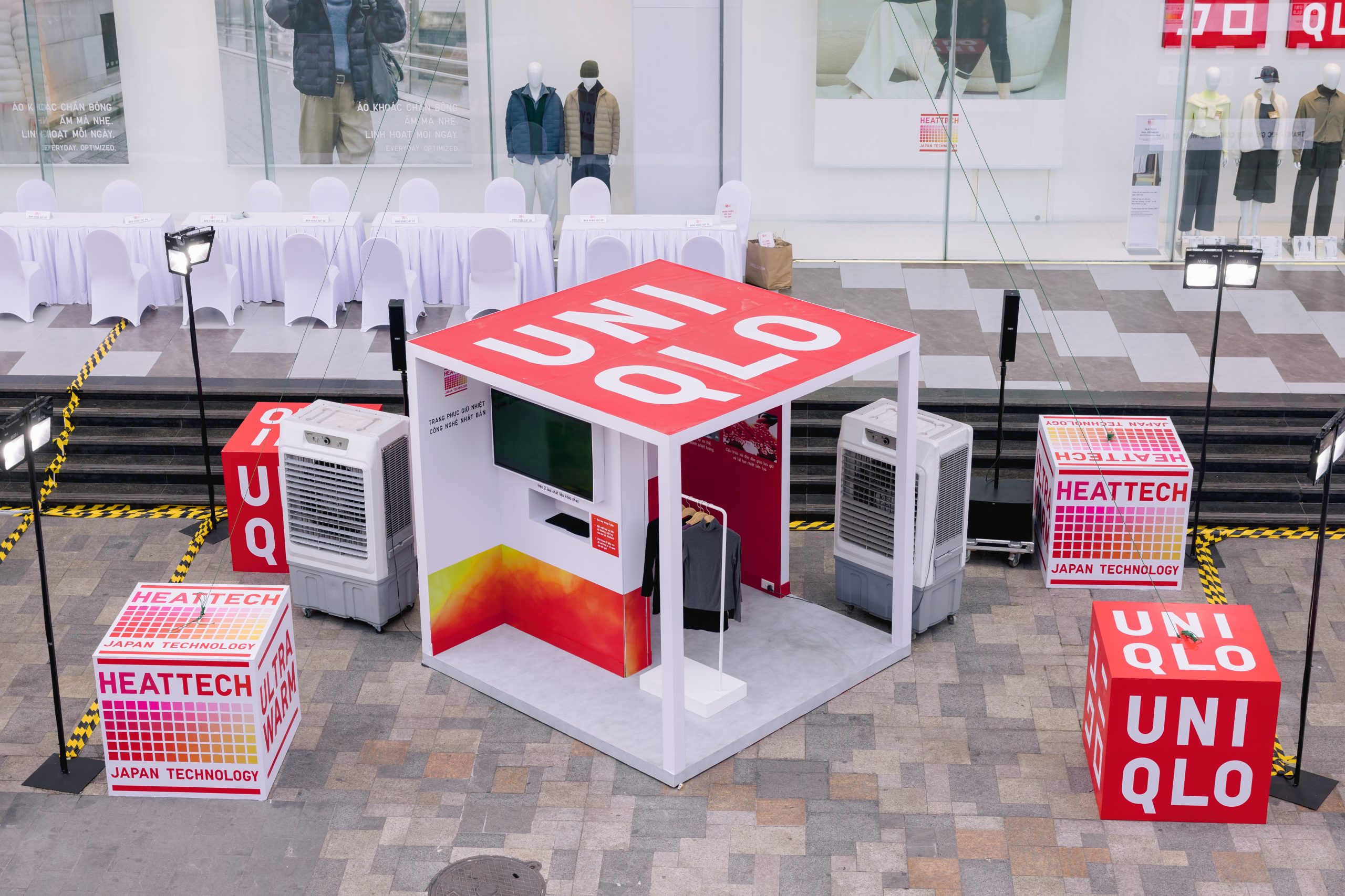 UNIQLO tặng 1.000 áo HEATTECH tại sự kiện trải nghiệm ở Hà Nội