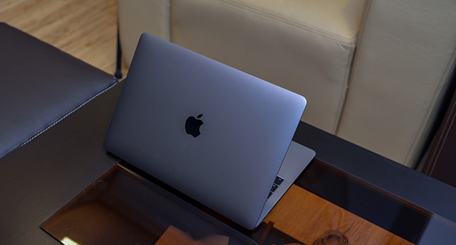 MacBook Pro năm 2016. Ảnh Internet