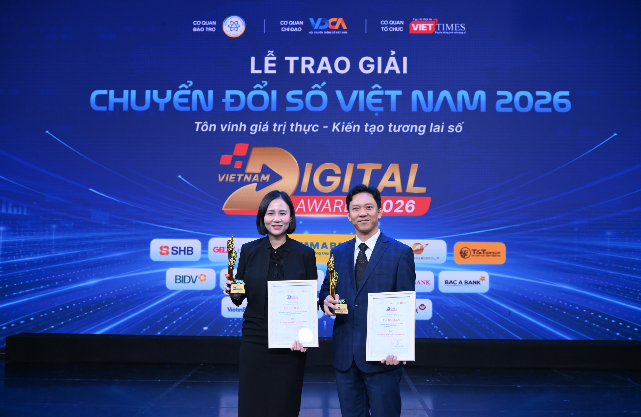 Zalo nhận hai giải chuyển đổi số: AI đang đi vào những việc nhỏ hằng ngày