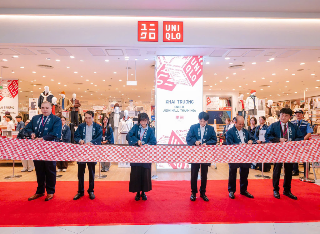 Cửa hàng UNIQLO AEON MALL Thanh Hóa chính thức mở cửa sáng 15/10 sau tiếng trống Taiko.