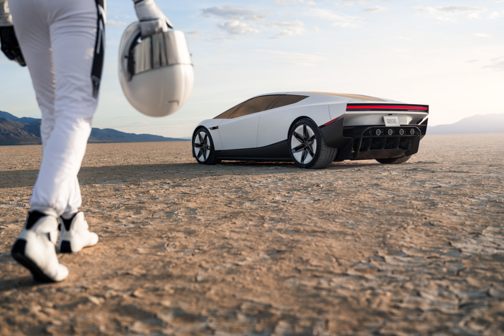 Tesla Roadster thế hệ mới trong buổi ra mắt tại cơ sở thử nghiệm của SpaceX ở McGregor, Texas.