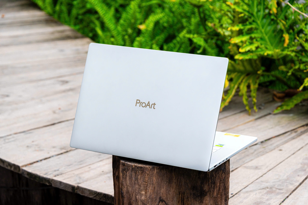 ASUS ProArt P16 – laptop đồ họa mỏng nhẹ với RTX Spark, hướng đến xử lý AI Agent và workflow sáng tạo ngay trên thiết bị.