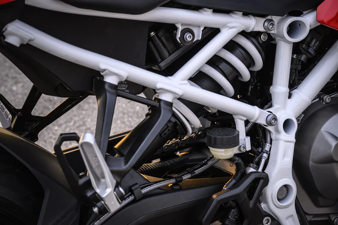 BMW F 450 RR: Tiểu “cá voi” S 1000 RR dưới 50 mã lực, có sẵn phanh Brembo (ảnh 3)