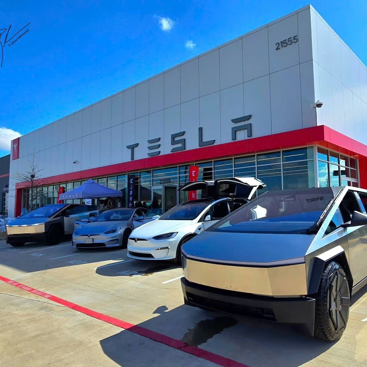 Tesla đặt chân vào Việt Nam: Không phải cuộc đối đầu ngang tầm, mà là bài toán hệ sinh thái