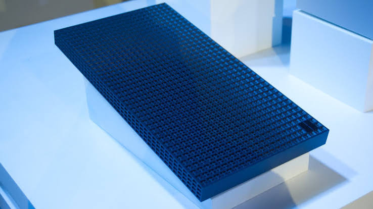 Surface RTX Spark Dev Box: Máy AI để bàn giá 156 triệu đồng, trông như viên Lego khổng lồ